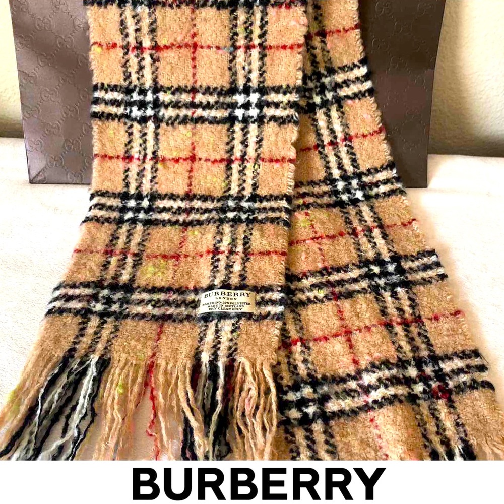Burberry Nova Check Merino Boucle Fringe Scarf Aut - Picture 4 of 12
